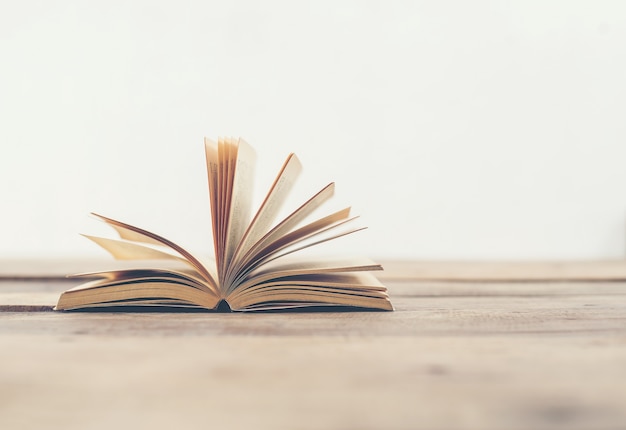 女生性格软弱表现